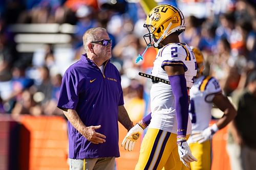 NCAA Football: LSU HC Brian Kelly and Kyren Lacy (R) - Source: Imagn