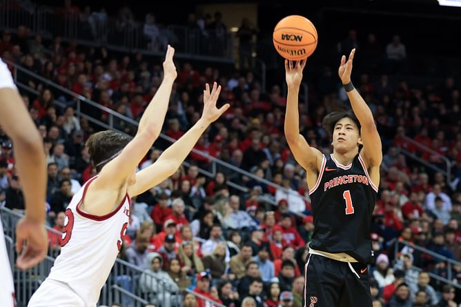 Xaivian Lee posts 1-word caption after ditching Jon Scheyer’s Duke and Rick Pitino’s St. John's