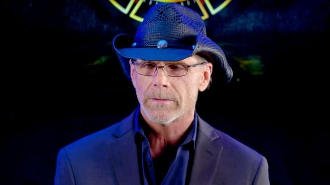 Shawn Michaels lays out open invitation; World Champion set to confront WWE star following surprise attack