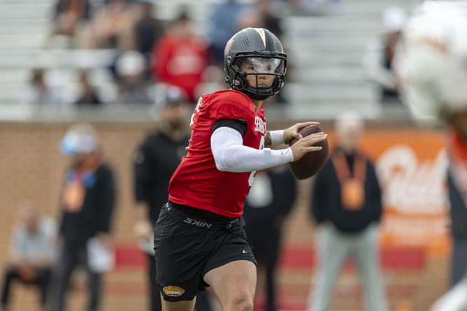 NFL draft underdog Dillon Gabriel blesses alma mater Mililani High with massive surprise as Oregon QB gears up for pro league