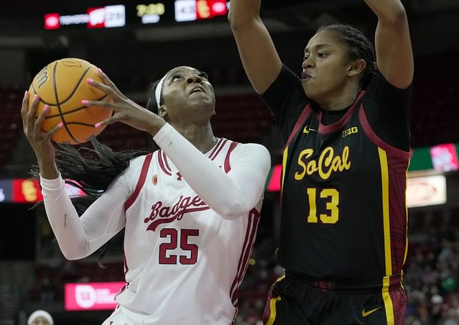 Serah Williams snubs Kim Mulkey's LSU in favor of Geno Auriemma's UConn