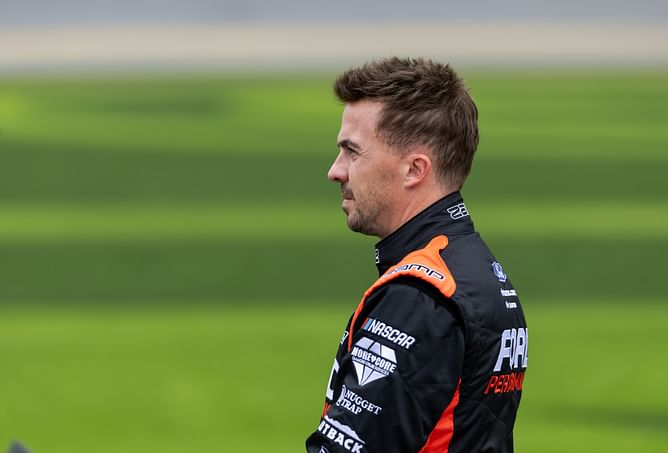 Actor-turned-racer Frankie Muniz reflects on being apart from family with a heartwarming clip