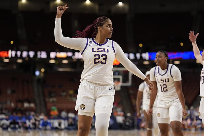 Flau'Jae Johnson's mom Kia Brooks drops 4 words of support for Aalyah Del Rosario as ex-LSU center announces commitment to Vanderbilt