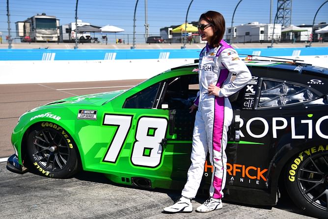 “Unfortunately, there was nothing I could do about him”: Katherine Legge pens a note on her crash with JGR rival