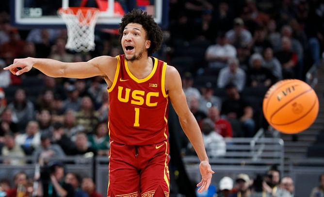 "He should consider Duke as well”: Fans react as USC transfer Desmond Claude reportedly set to visit Florida amid UNC, Kansas and Virginia interest