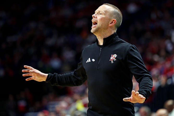 Insider names German prospect as name to watch for Pat Kelsey's Louisville as Cardinals rebuild through transfer portal