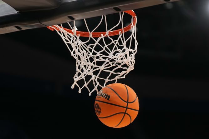 House v. NCAA lawsuit: Objector raises concerns around Sen. Ted Cruz's congressional bill that is expected to protect NCAA
