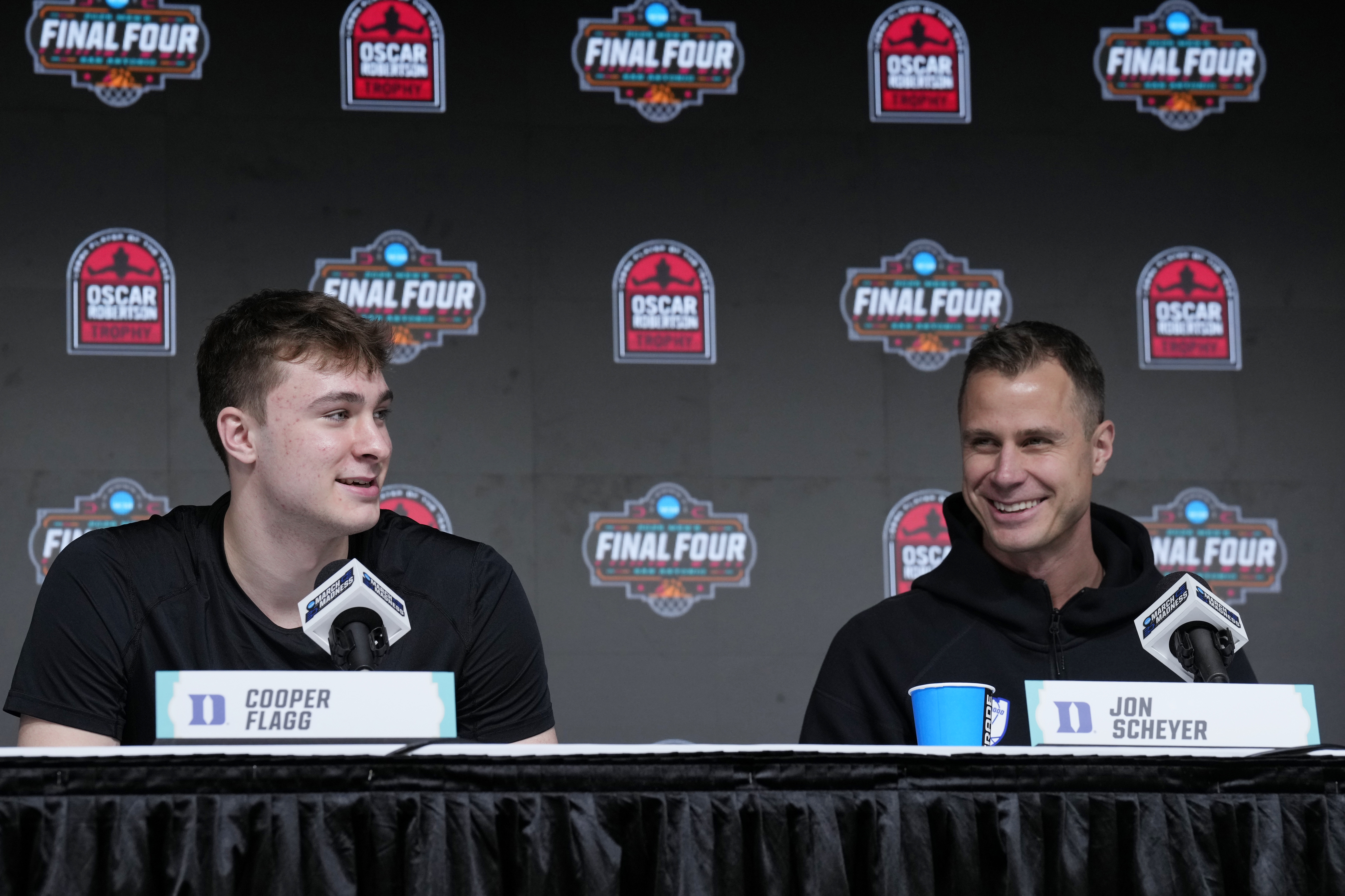Analyst names two standouts that can lead Jon Scheyer's Duke in scoring in post-Cooper Flagg era