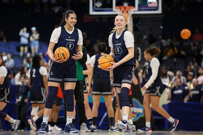 "I'm probably gonna be sad": Paige Bueckers opens up about emotional goodbye before title game vs. South Carolina