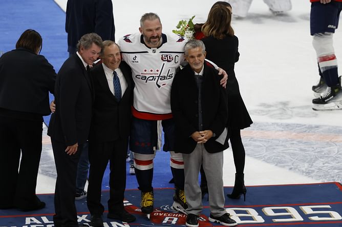 "I don't wanna circumvent the cap": Wayne Gretzky teases Rolls Royce-like gift for Alex Ovechkin from Capitals' billionaire owner
