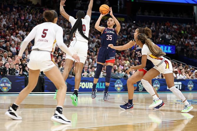 Analyst believes Azzi Fudd has a chance to become a “household name” after returning to UConn