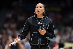 "#nocougar": Dawn Staley joins the social media banter about South Carolina's new assistant HC