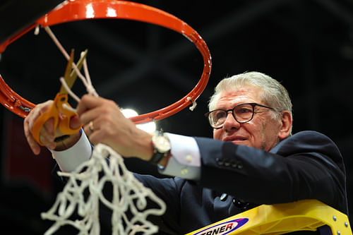 NCAA Womens Basketball: UConn Huskies HC Geno Auriemma - Source: Imagn