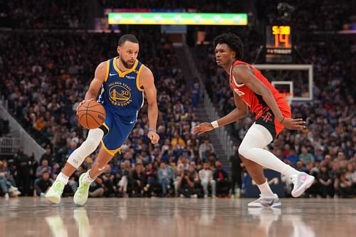 Steph Curry praises Amen Thompson's relentlessness on defense. (Photo: IMAGN)