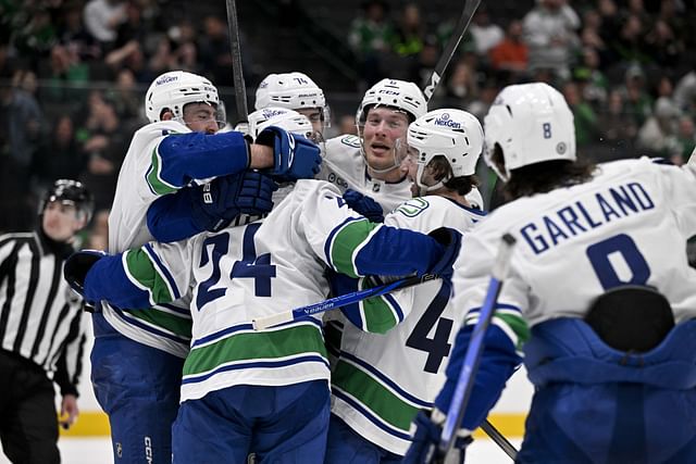NHL: Vancouver Canucks at Dallas Stars - Source: Imagn