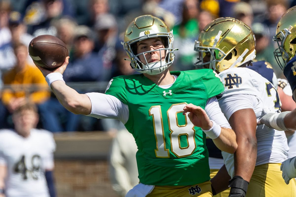 “Josh Heupel sign him today”: CFB fans get hopeful as Notre Dame QB Steve Angeli enters the transfer portal