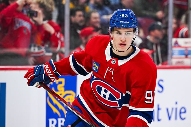 Hurricanes' Andrei Svechnikov draws striking parallel between Ivan Demidov and Red Wings superstar