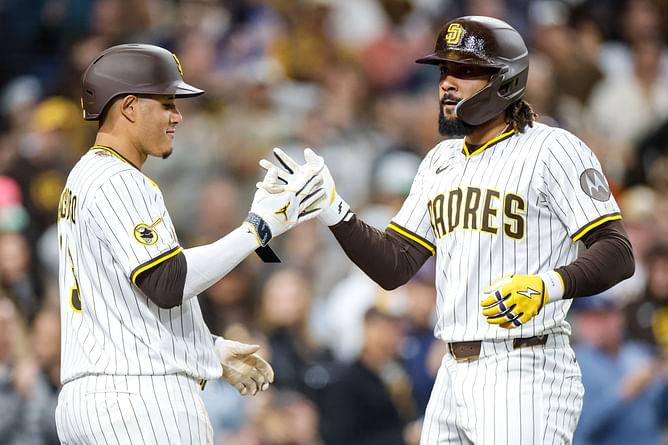 Manny Machado and Co. under fire from Padres faithful as Fernando Tatis Jr.'s 1-man show isn't enough
