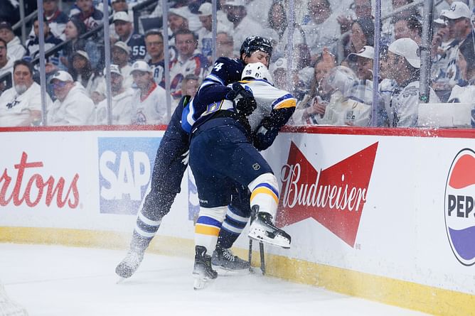 "Stanley just killed somebody": Ex-NHLer's instant reaction after Logan Stanley crushes Jordan Kyrou with massive hit