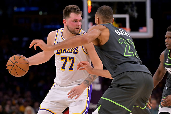 Vintage Luka Doncic allegedly advises Wolves coaches to bench Rudy Gobert after 1v1 dominance