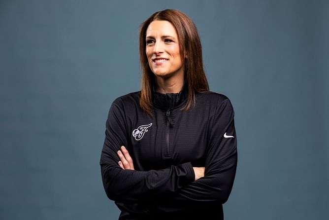 Fever HC Stephanie White makes light of sharing jersey number with Caitlin Clark: "Sat on the bench a lot"