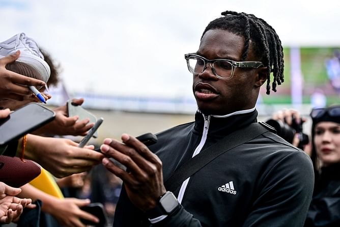 "I am not going quarterback": Joel Klatt predicts Travis Hunter to land with AFC team in 2025 NFL draft