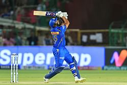 Rohit Sharma leaves for home in Range Rover after win in MI vs KKR IPL 2025 match [Watch]