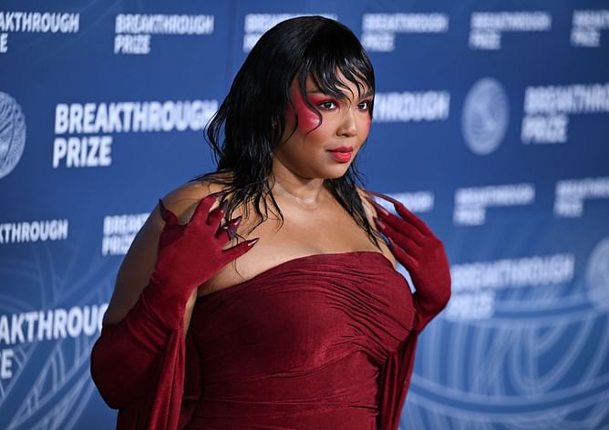 "She was famous when Madonna was a kid" — Lizzo explains why she believes Janet Jackson is the Queen of Pop