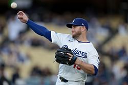 Dodgers fans rally in support of Max Muncy as clips emerge of fans abusing the third baseman