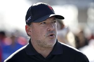 “Men take their helmets off”: When Tony Stewart shared his reaction to Clint Bowyer’s feud with Ryan Newman