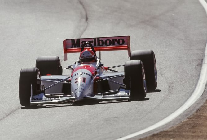 Has an IndyCar driver won a championship without winning a race?