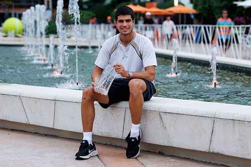 In Picture: Carlos Alcaraz celebrates his 2022 Miami Open title triumph (Source: Getty)