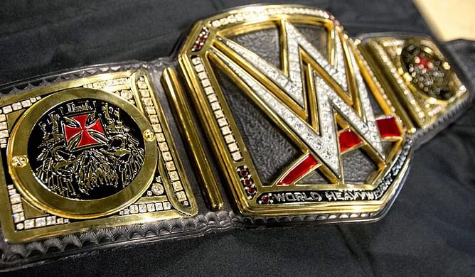 Former WWE World Heavyweight Champion to make his final SmackDown appearance this week? Exploring the possibility
