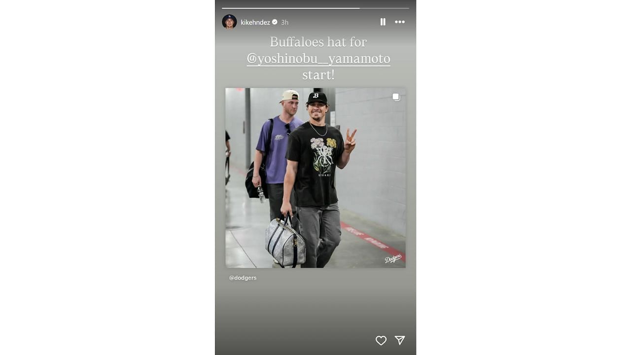 Kike Hernndez wearing an Orix Buffaloes cap (kikehndez/Instagram)