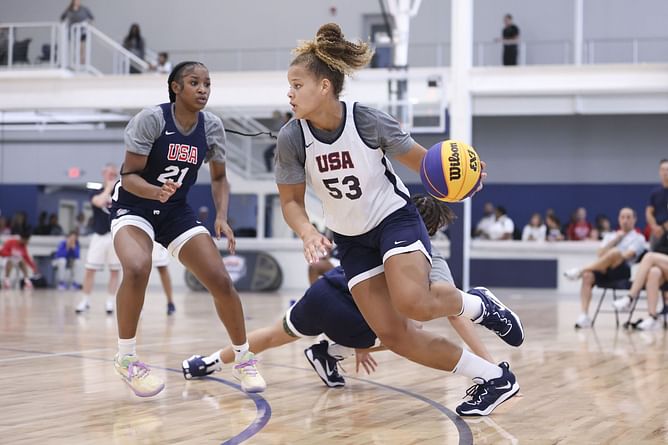 Sierra Canyon's Jerzy Robinson shares backflip prowess following an impressive display in front of UConn HC Geno Auriemma