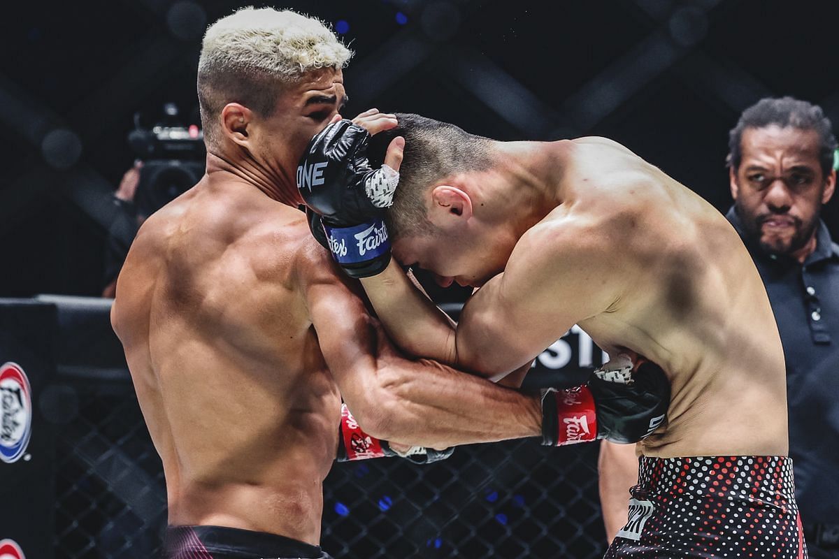 Fabricio Andrade knocked out Kwon Won Il with a body blow in their January 2025 rematch. [Photo via: ONE ]Championship