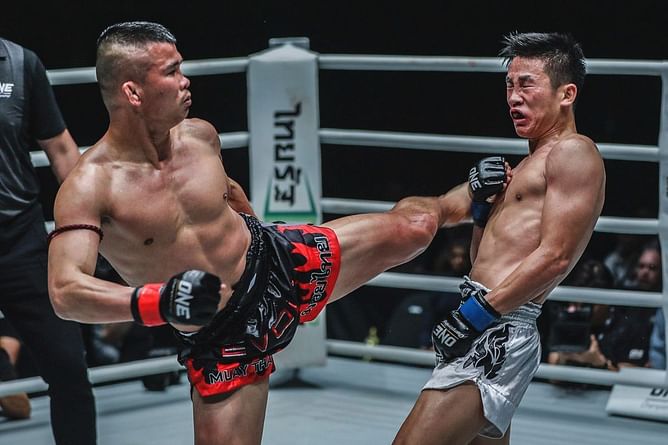 FREE FULL FIGHT: Thai legend Nong-O Hama flaunts his pedigree in utter firefight against Han Zi Hao in Bangkok