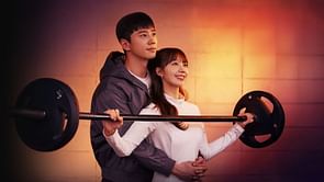 "A gentleman" — Fans applaud Lee Jun-young for shielding Jung Eun-ji from potential wardrobe malfunction during 'Pump Up the Healthy Love' event