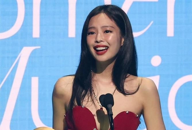BLACKPINK's Jennie's song and album ranks at the No.1 position on Apple Music’s K-pop charts following her Coachella performance