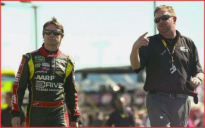 NASCAR insider drops 4-word reaction to Fox’s Jon Edwards tribute