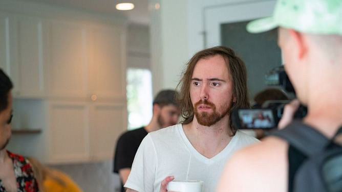 Asmongold claims Bungie's Marathon should have "f***able" female characters to make it more appealing to men