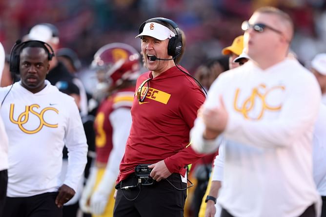 Lincoln Riley's USC receives commitment of four-star OT to the Class of 2026