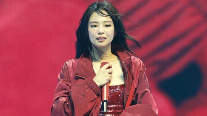 "Her "I made it" moment"- Fans react as BLACKPINK's Jennie gets emotional seeing massive Coachella crowd