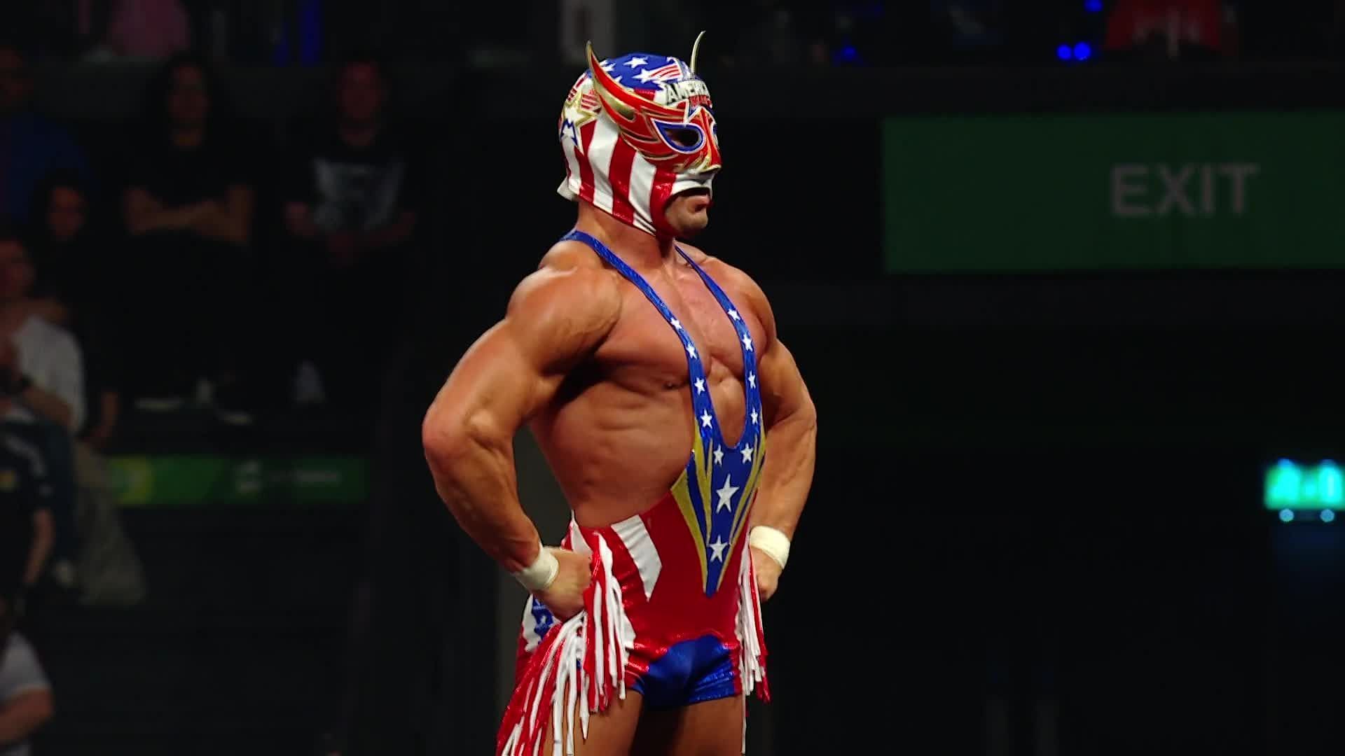 Congratulations to WWE star El Grande Americano (Image via WWE.com)
