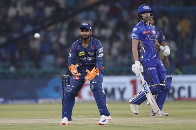 Rishabh Pant's brave DRS call succeeds as Akash Deep traps Quinton de Kock LBW for 15 in KKR vs LSG IPL 2025 match
