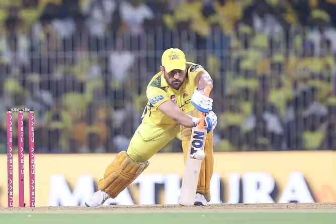 "Where was the intent?" - Aakash Chopra questions MS Dhoni's approach in CSK's IPL 2025 loss to DC