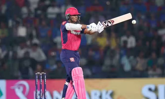 IPL 2025 : 5 खिलाड़ी जो RCB vs RR मैच में बना सकते हैं बड़े रिकॉर्ड, यशस्वी जायसवाल रचेंगे इतिहास?