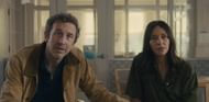 Chris O’Dowd and Rashida Jones in Black Mirror season 7 episode 1 (Image via Netflix)