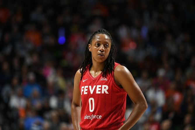 "Stands 10 toes for da kid": Fever's Kelsey Mitchell connects Shilo Sanders' brotherly love to 'selfless' bond with her twin sister