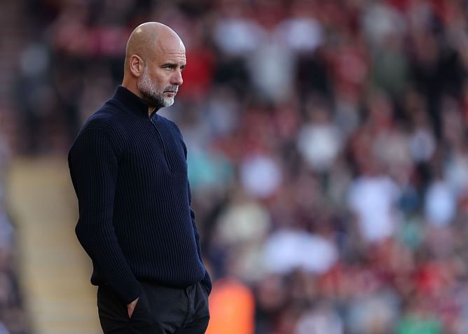 "He doesn't have any confidence in him" - Pundit claims Guardiola doesn't 'trust' one Manchester City star anymore
